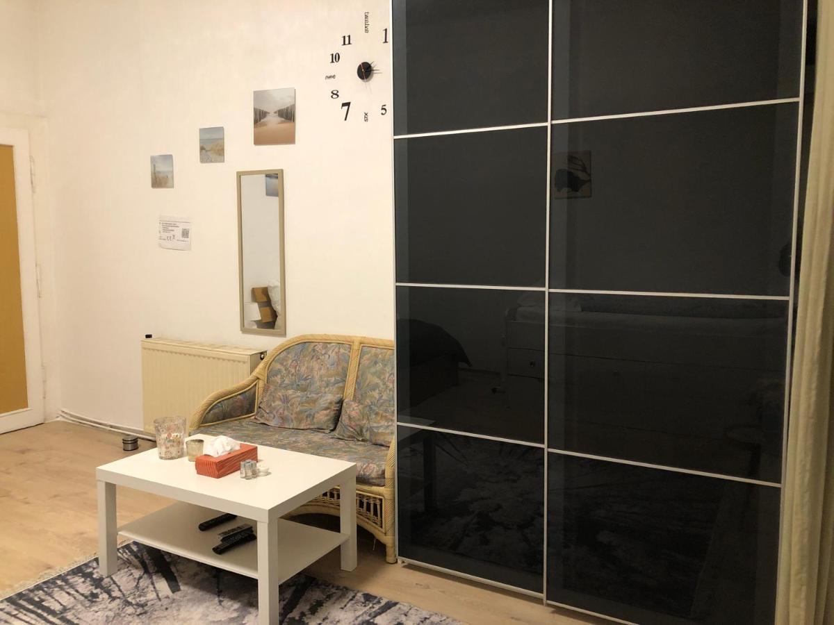 וינה Convenient Shared Apartment - Near Danube & Millenium Tower מראה חיצוני תמונה